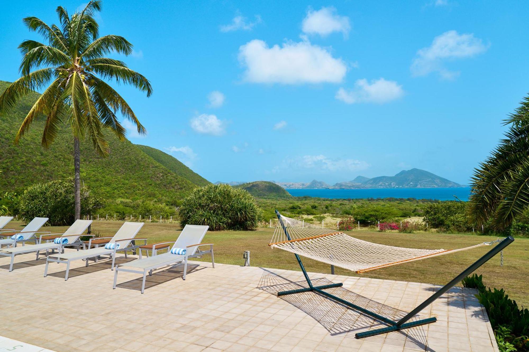 Mount Nevis Hotel Eksteriør billede
