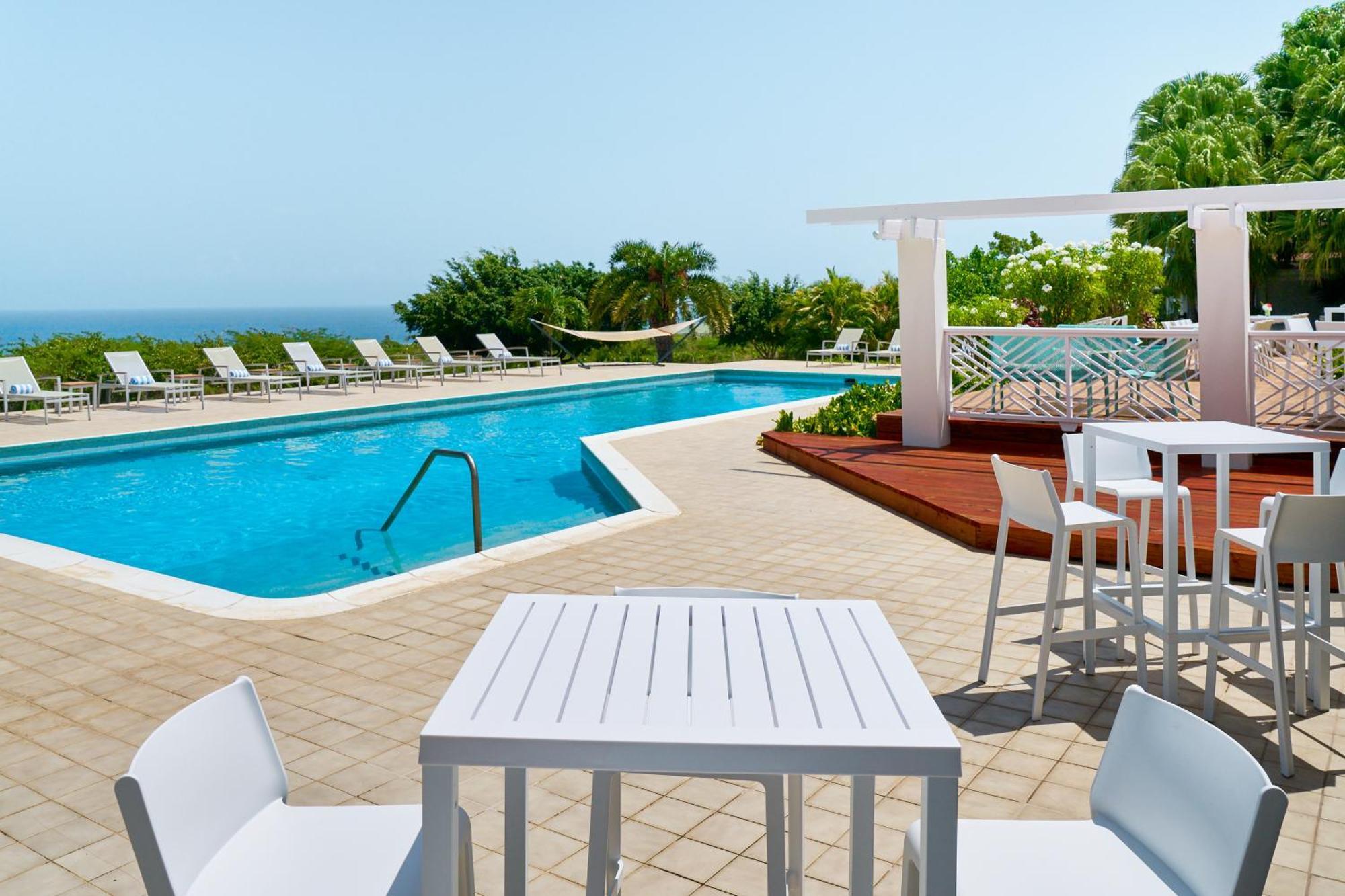 Mount Nevis Hotel Eksteriør billede